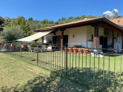 casa indipendente in vendita a Torrice