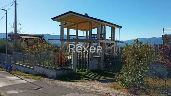 casa indipendente in vendita a Torrice