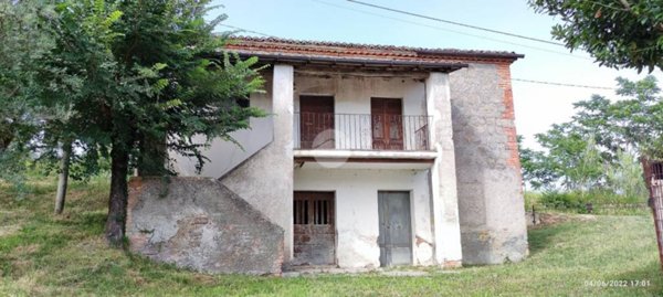 casa indipendente in vendita a Torrice