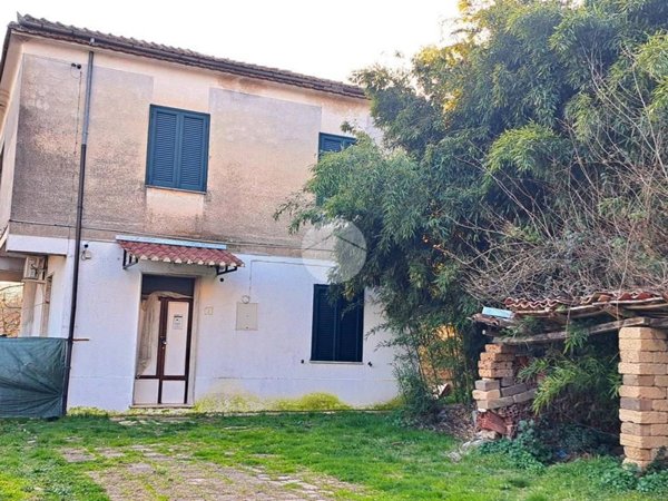 casa indipendente in vendita a Torrice