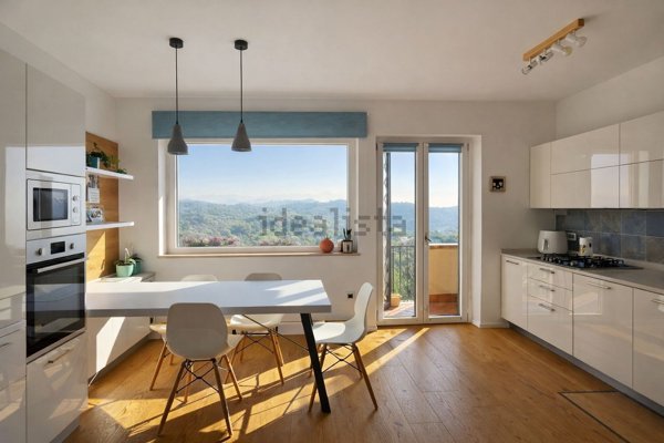 casa indipendente in vendita a Torrice