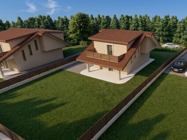 casa indipendente in vendita a Torrice