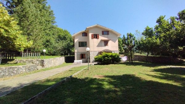 casa indipendente in vendita a Trevi nel Lazio