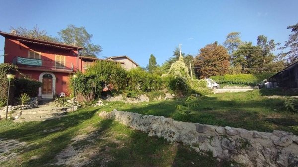 casa indipendente in vendita a Trevi nel Lazio