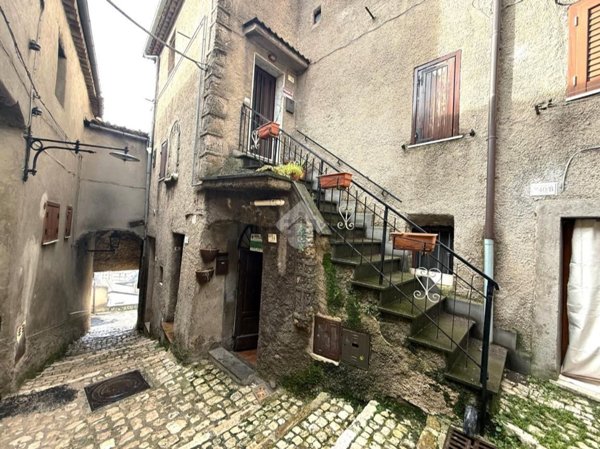 appartamento in vendita a Trevi nel Lazio