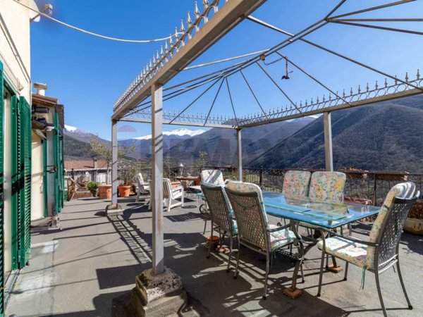 appartamento in vendita a Trevi nel Lazio