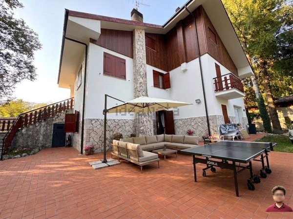 esavano in vendita a Trevi nel Lazio