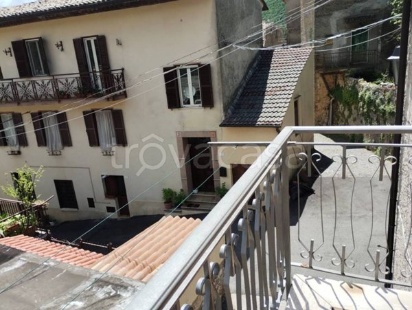 appartamento in vendita a Trevi nel Lazio
