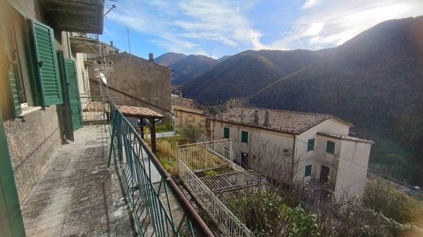 appartamento in vendita a Trevi nel Lazio