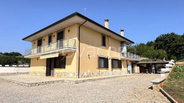 casa indipendente in vendita a Trivigliano