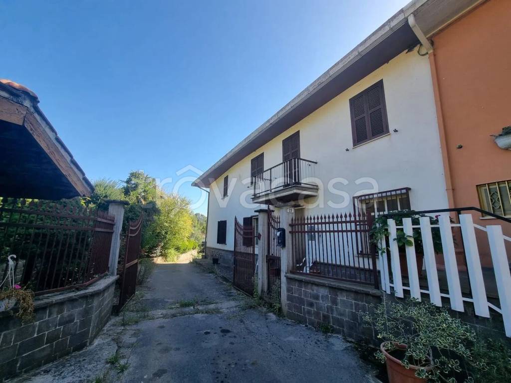 casa indipendente in vendita a Trivigliano in zona Valcagnano