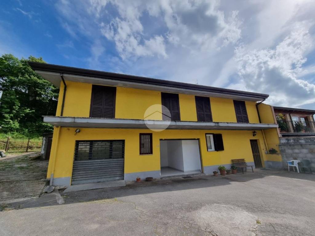 casa indipendente in vendita a Trivigliano