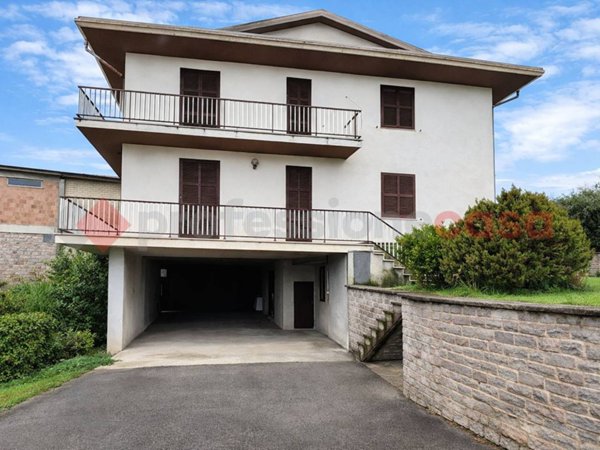 casa indipendente in vendita a Trivigliano in zona Valcagnano