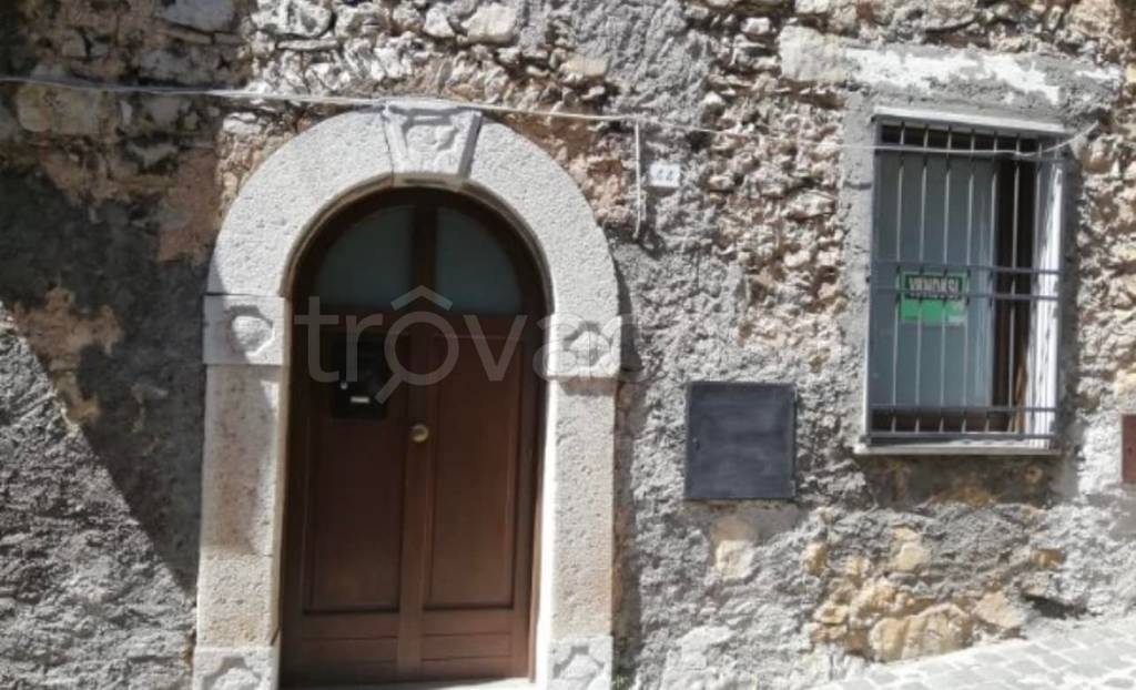 casa indipendente in vendita a Vallecorsa