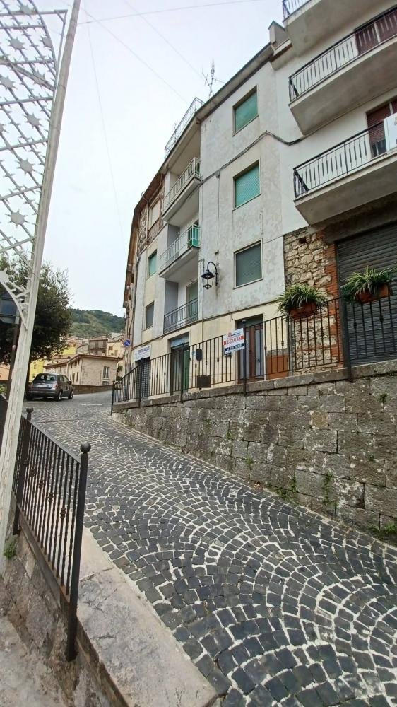 appartamento in vendita a Vallecorsa