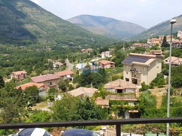 appartamento in vendita a Vallecorsa