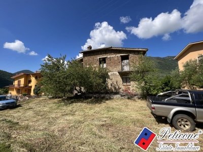 casa indipendente in vendita a Vallecorsa