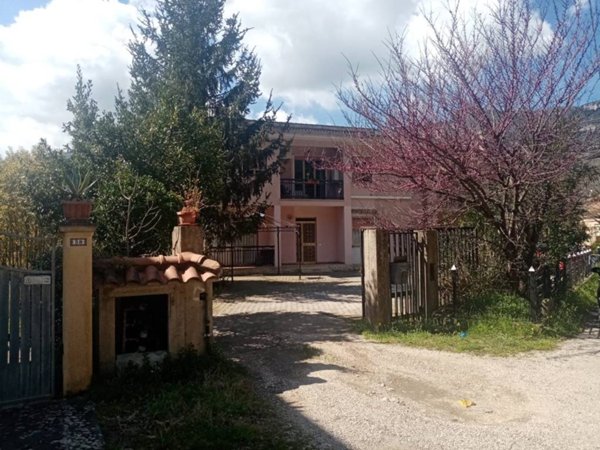 appartamento in vendita a Vallecorsa