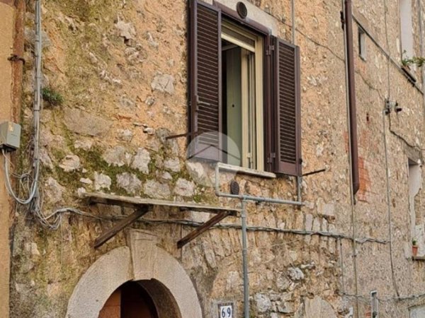 casa indipendente in vendita a Vallecorsa