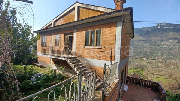 appartamento in vendita a Vallecorsa