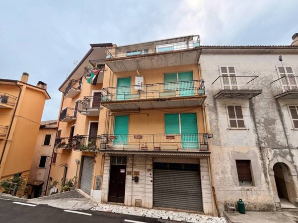 casa indipendente in vendita a Vallecorsa
