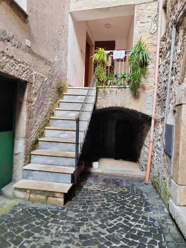 appartamento in vendita a Vallecorsa