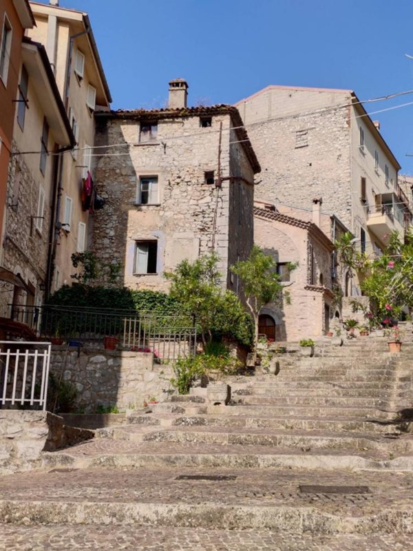 intera palazzina in vendita a Vallecorsa