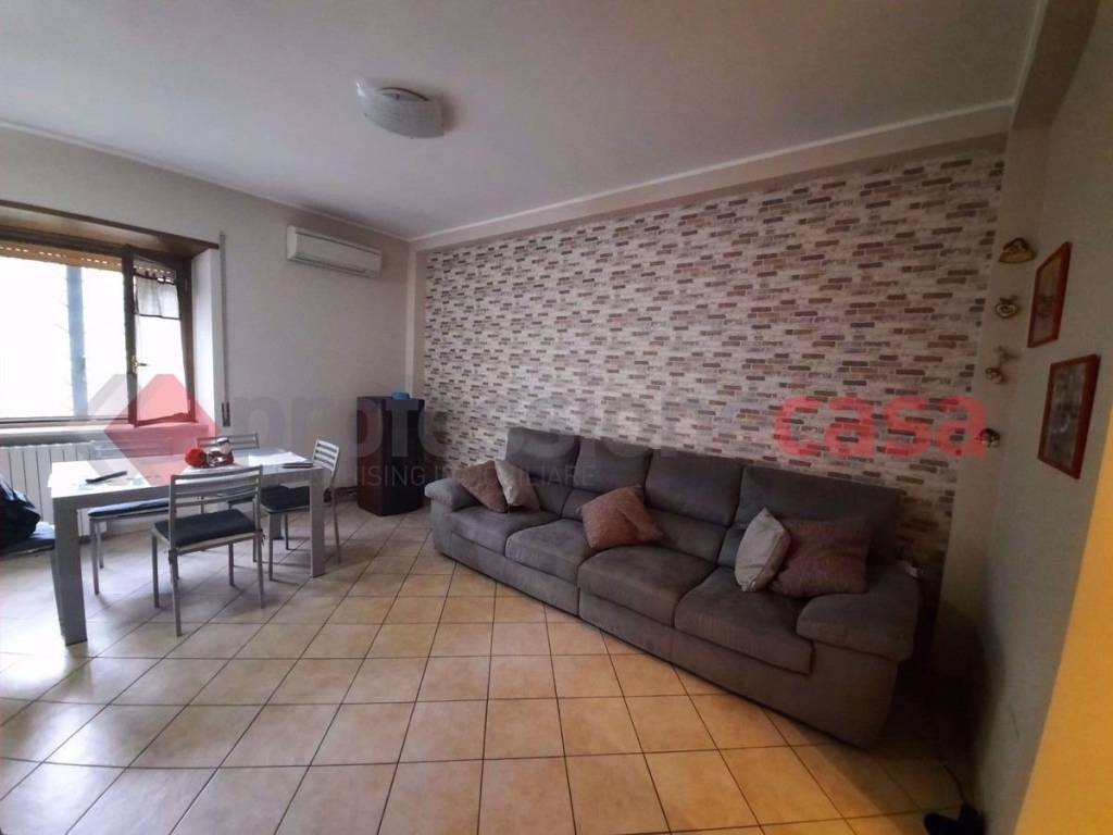 appartamento in vendita a Veroli in zona Castelmassimo