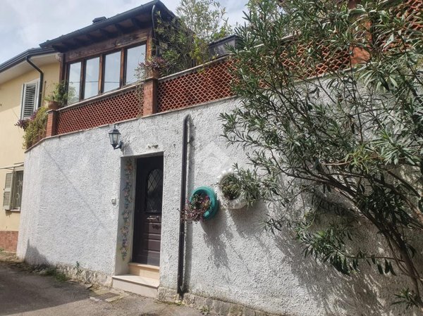appartamento in vendita a Veroli in zona Santa Francesca