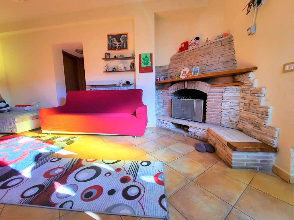 negozio in vendita a Veroli in zona Case Panetta
