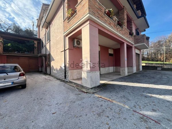 locale commerciale in vendita a Veroli