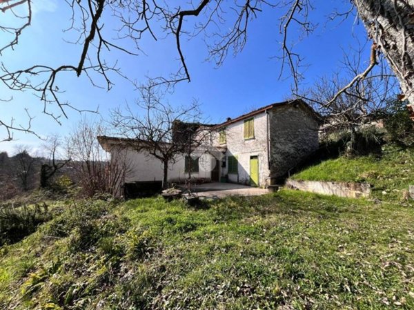 casa indipendente in vendita a Veroli