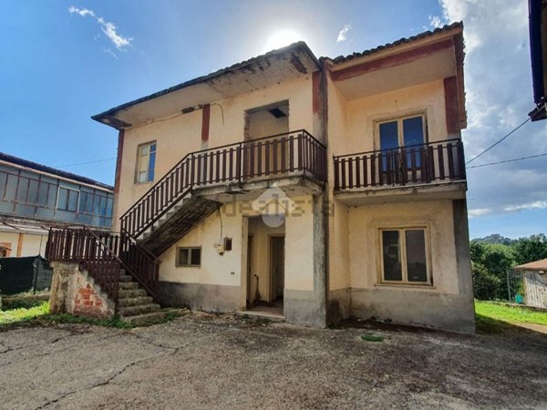 casa indipendente in vendita a Veroli in zona San Giuseppe le Prata
