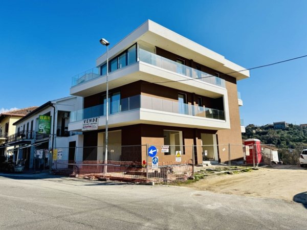 appartamento in vendita a Veroli in zona Sant'Angelo in Villa