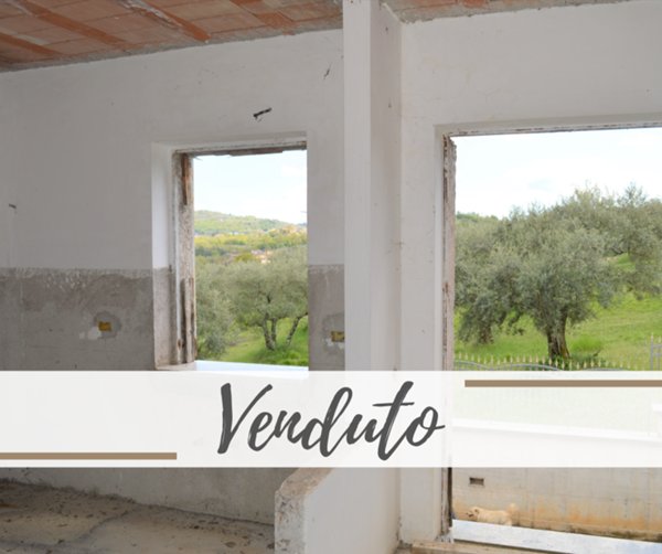 casa indipendente in vendita a Veroli