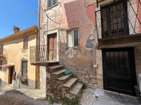 casa semindipendente in vendita a Veroli