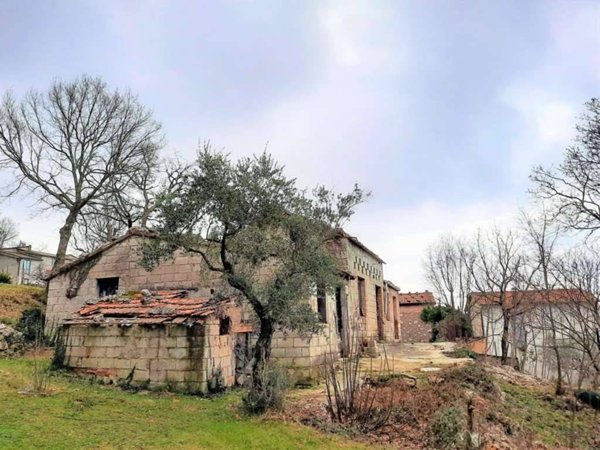 casa indipendente in vendita a Veroli