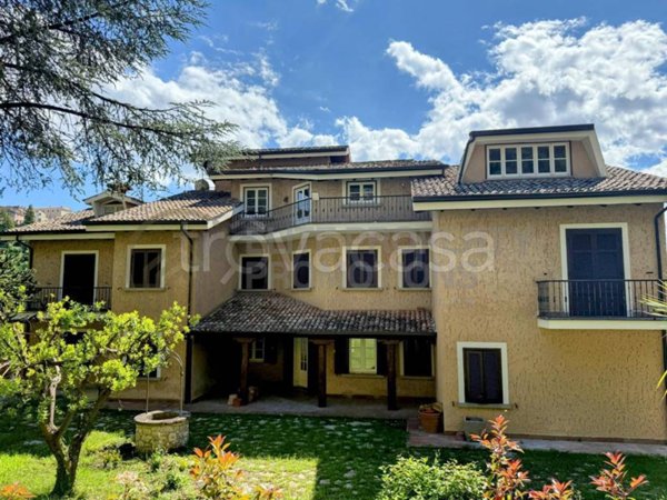 casa indipendente in vendita a Veroli
