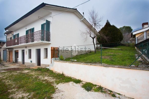 casa indipendente in vendita a Veroli in zona Santa Francesca