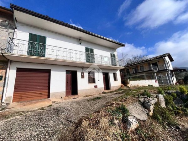 casa indipendente in vendita a Veroli in zona Santa Francesca
