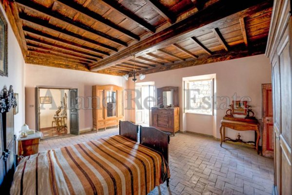 casa indipendente in vendita a Veroli