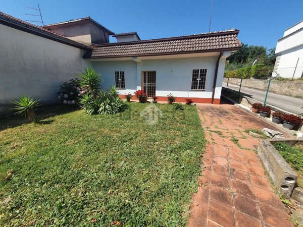 casa semindipendente in vendita a Veroli
