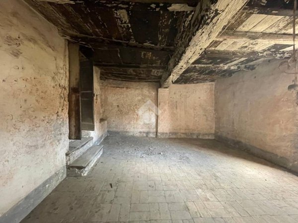 casa indipendente in vendita a Veroli