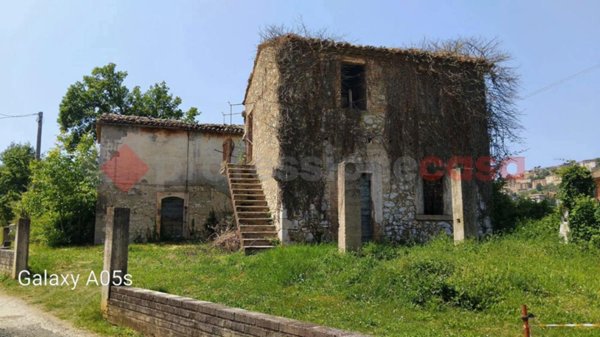 casa indipendente in vendita a Veroli