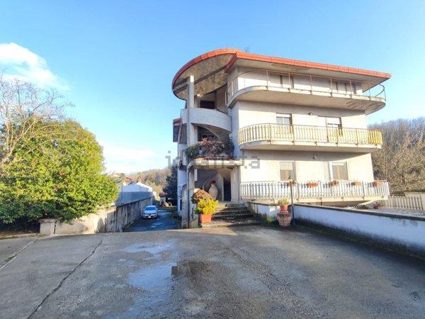 casa indipendente in vendita a Veroli