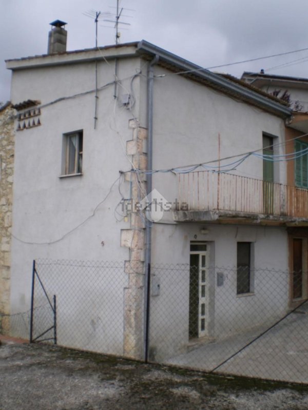 casa semindipendente in vendita a Veroli