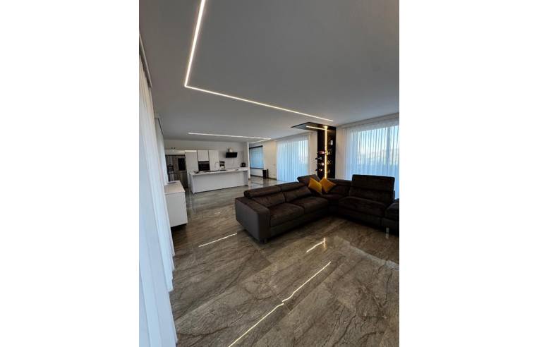 casa indipendente in vendita a Veroli in zona Santa Francesca