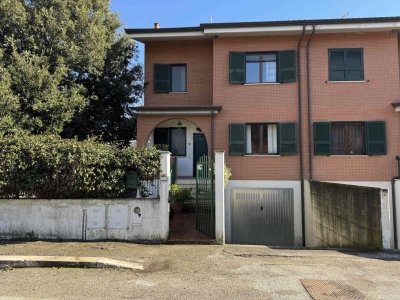 casa indipendente in vendita a Veroli
