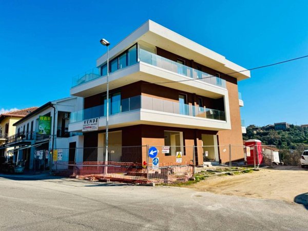 appartamento in vendita a Veroli in zona Giglio