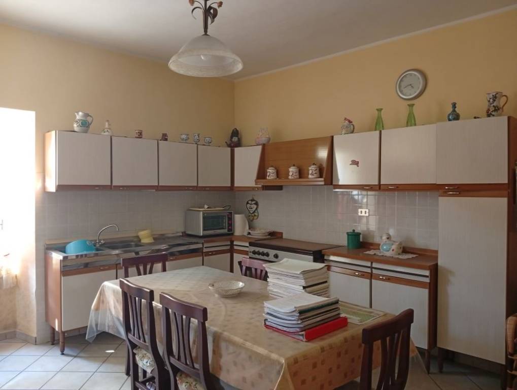 casa indipendente in vendita a Veroli in zona Casamari